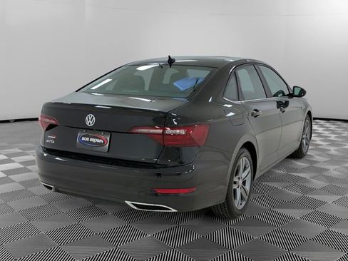 Used 2021 Volkswagen Jetta R-Line w/ R-Line Cold Weather Package FWD image 5