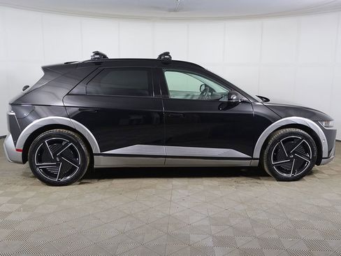 Used 2025 Hyundai Ioniq 5 Limited AWD/4WD image 20