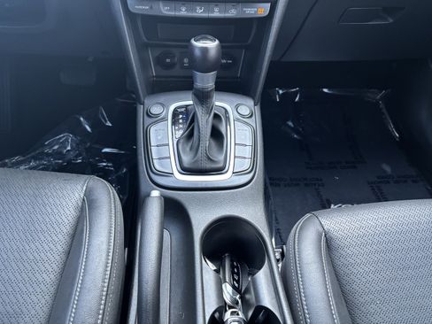 Used 2021 Hyundai Kona Limited AWD/4WD image 21