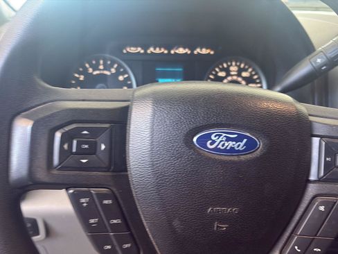 Used 2018 Ford F150 XLT AWD/4WD image 3