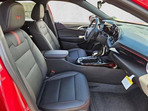 New 2026 Chevrolet Trax RS w/ Sunroof Package FWD image 17