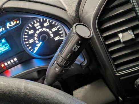 Used 2018 Ford F150 XLT image 12