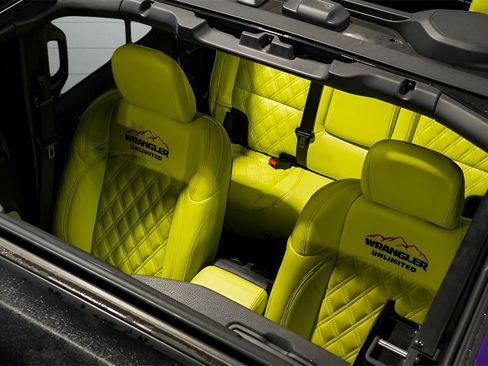 Used 2019 Jeep Wrangler Unlimited Sahara image 50