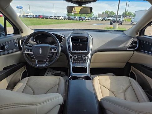 Used 2019 Lincoln Nautilus Reserve w/ Driver Assistance Package AWD/4WD image 54