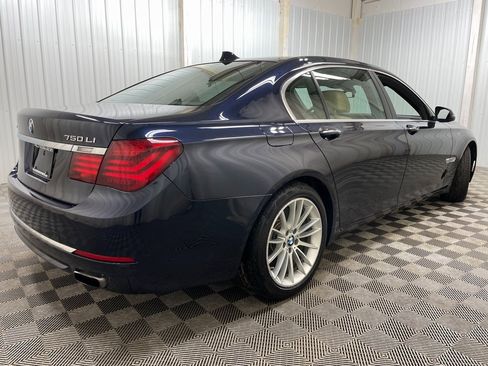 Used 2015 BMW 750Li xDrive image 23