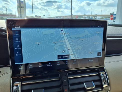 Used 2022 Lincoln Navigator L Reserve image 9