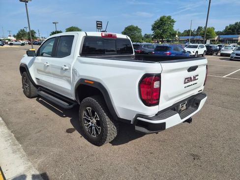 Used 2023 GMC Canyon AT4 w/ LPO, Off Road Lift Package AWD/4WD image 10
