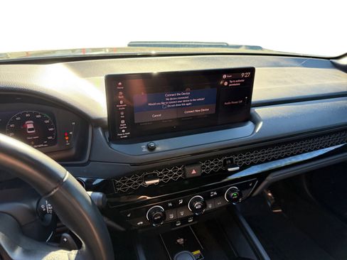 Used 2025 Honda Accord Sport image 12