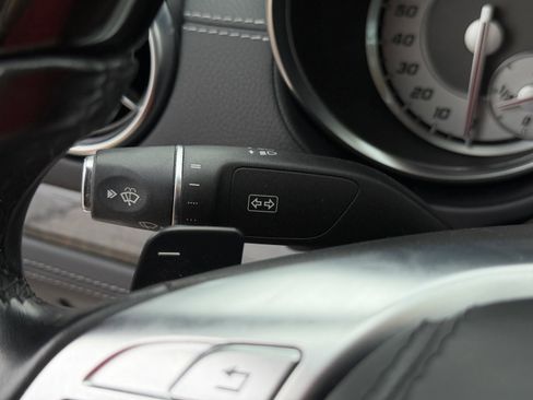 Used 2016 Mercedes-Benz SL 400 image 39