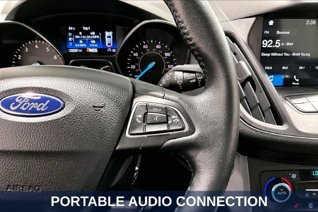 Used 2019 Ford Escape SEL FWD image 16