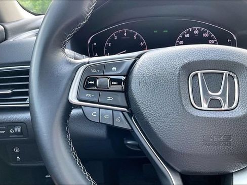 Used 2018 Honda Accord EX-L image 11