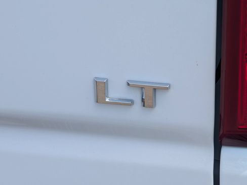 Certified 2024 Chevrolet Silverado 1500 LT RWD image 11