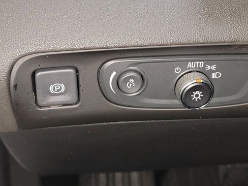 Used 2020 Buick Enclave Avenir w/ Avenir Technology Package image 20