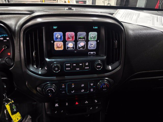 Used 2017 GMC Canyon SLE w/ All Terrain Package AWD/4WD image 27