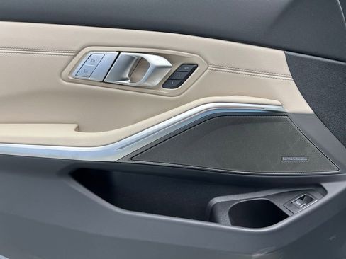 Used 2026 BMW 330i Sedan w/ Premium Package image 21