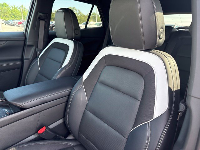 Used 2024 Chevrolet Blazer EV LT AWD/4WD image 24