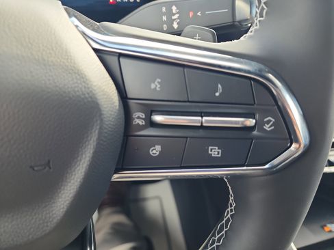 New 2026 Chevrolet Traverse LT w/ Sun and Wheel Package image 19