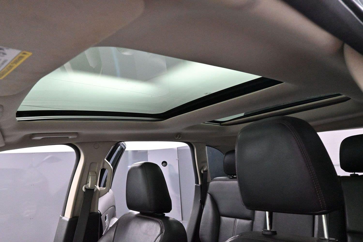 Used 2011 Ford Edge SEL w/ 202A Rapid Spec Order Code AWD/4WD image 30