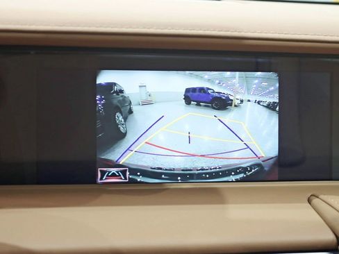 Used 2022 Lexus LC 500 Coupe w/ Dynamic Handling Package image 22