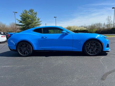 Used 2022 Chevrolet Camaro ZL1 image 5