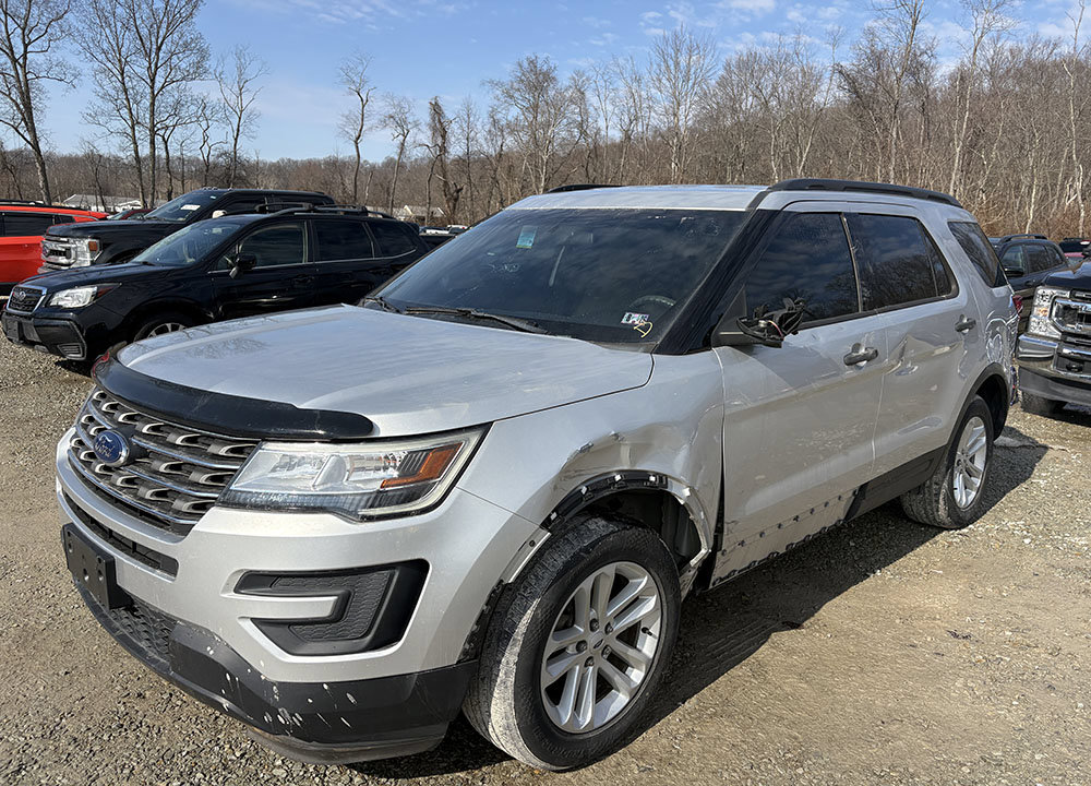 Used 2017 Ford Explorer 4WD image 1