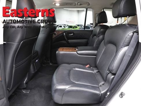 Used 2024 Nissan Armada SL w/ Captain's Chairs Package image 27
