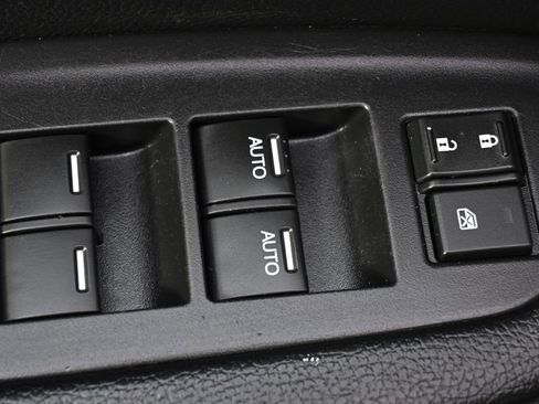 Used 2017 Honda Pilot EX-L image 24