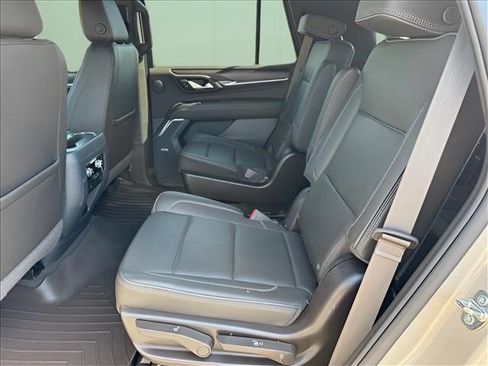 Used 2022 GMC Yukon Denali AWD/4WD image 10