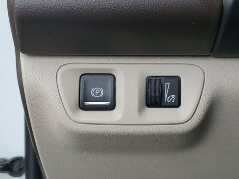 Used 2018 GMC Acadia Denali w/ Technology Package AWD/4WD image 9