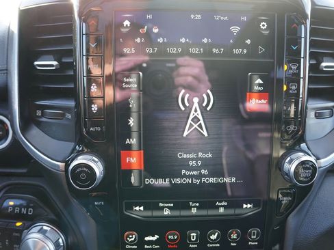 Certified 2021 RAM 1500 Laramie image 29