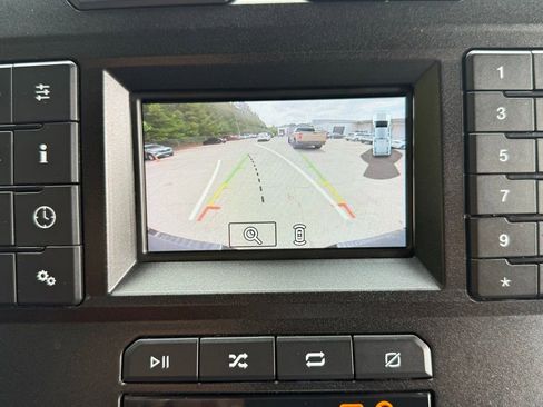 Used 2020 Ford F250 XL w/ STX Appearance Package AWD/4WD image 15