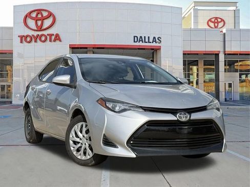 Used 2019 Toyota Corolla LE FWD image 1