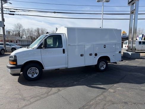 New 2026 GMC Savana 3500 w/ Power Convenience Package RWD image 1