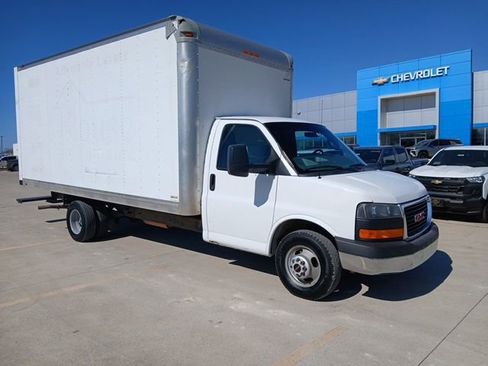 Used 2016 GMC Savana 3500 Extended RWD image 7