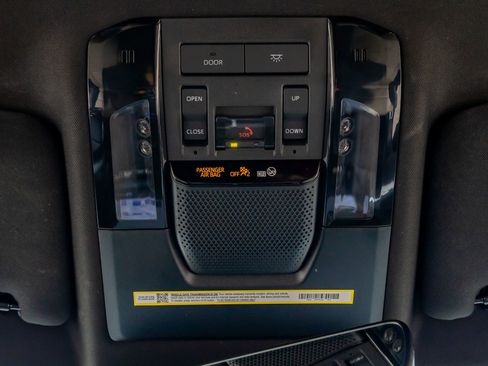 Used 2025 Lexus GX 550 image 29