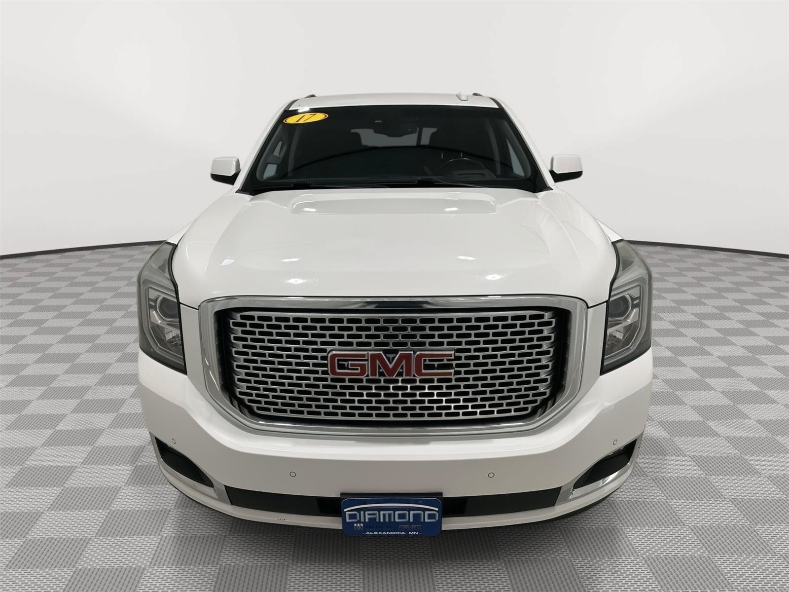 Used 2017 GMC Yukon Denali AWD/4WD image 8