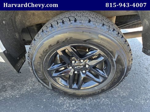 Used 2019 Chevrolet Silverado 1500 LT Trail Boss AWD/4WD image 44