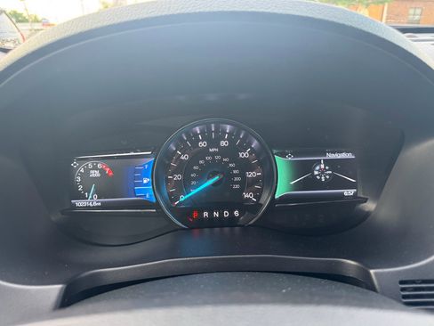 Used 2018 Ford Explorer XLT w/ Equipment Group 202A image 19