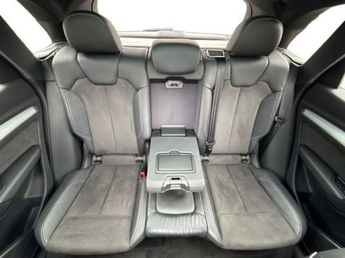 Used 2018 Audi SQ5 Premium Plus AWD/4WD image 16
