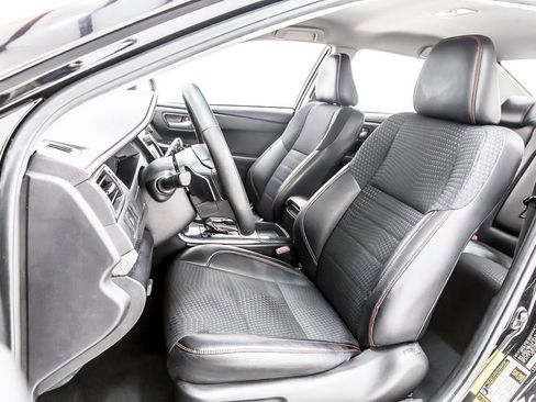 Used 2015 Toyota Camry SE FWD image 27