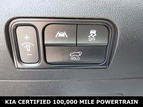 Certified 2023 Kia Sorento EX w/ Panoramic Sunroof Package image 19