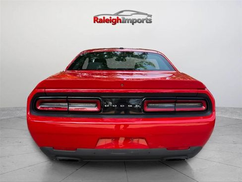Used 2019 Dodge Challenger R/T RWD image 3