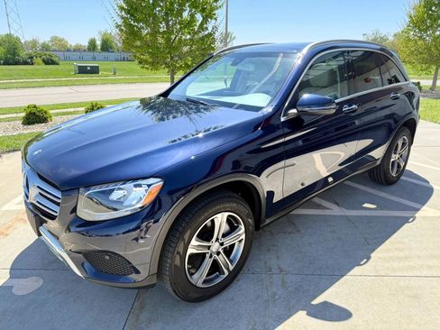 Used 2016 Mercedes-Benz GLC 300 4MATIC image 4