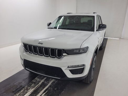 Used 2022 Jeep Grand Cherokee Limited 4xe w/ Luxury Tech Group II image 15