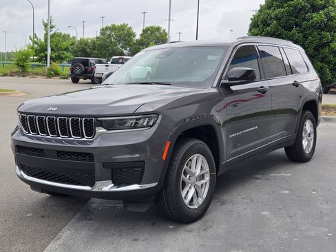 New 2026 Jeep Grand Cherokee L Laredo RWD image 3