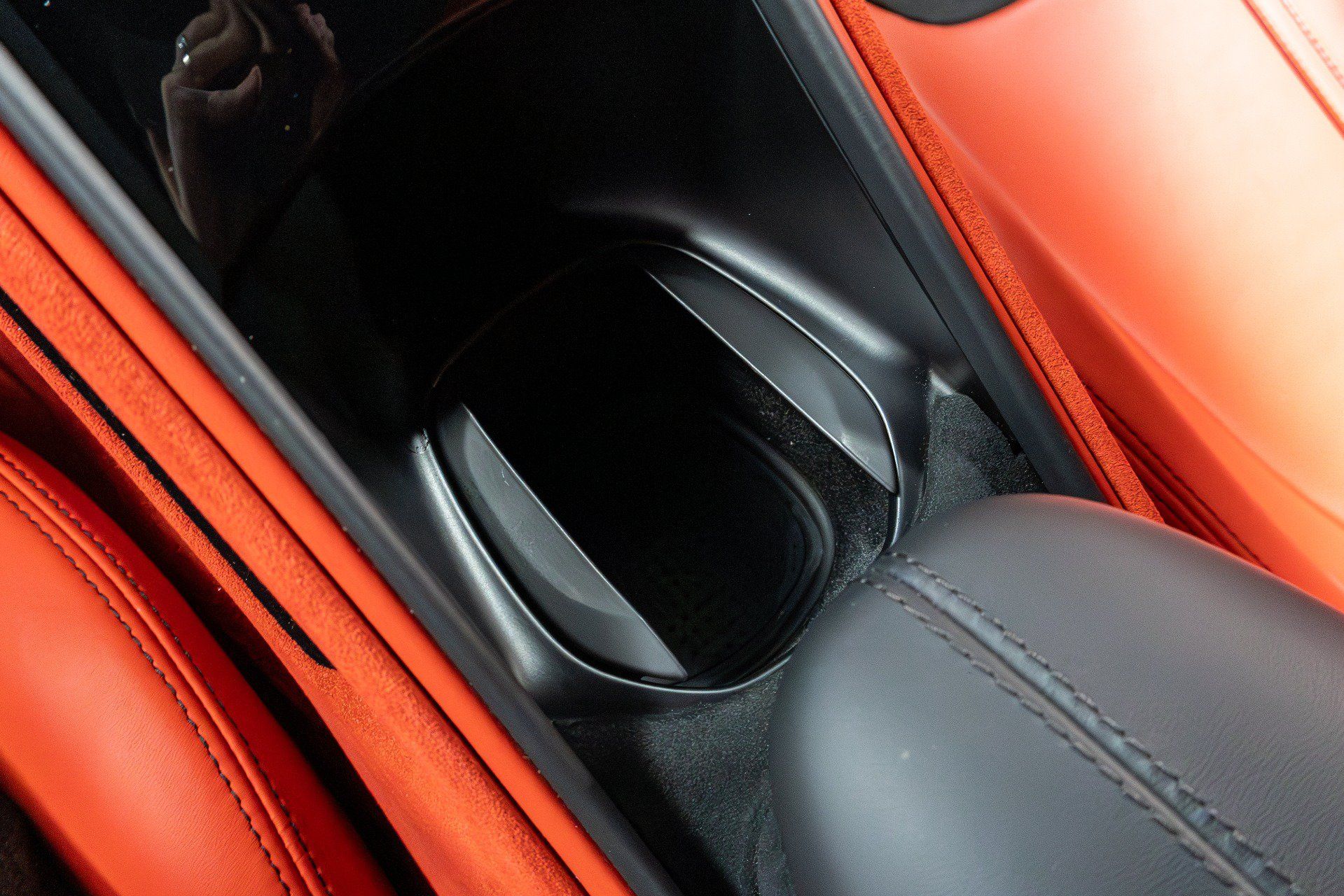 Used 2022 Ferrari Roma RWD image 82