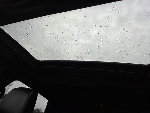 Used 2024 Dodge Durango GT image 15