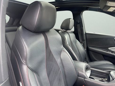 Used 2023 Acura RDX A-Spec image 15