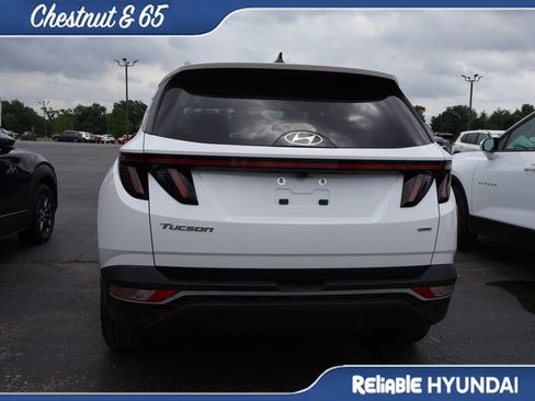 Used 2023 Hyundai Tucson SEL AWD/4WD image 15