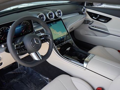 Certified 2026 Mercedes-Benz CLE 300 4MATIC Coupe image 2